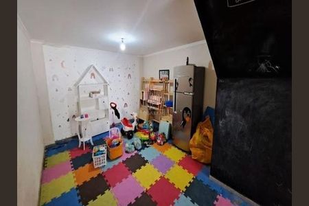 Casa à venda com 3 quartos, 129m² em Cupecê, São Paulo