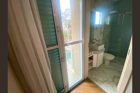 Casa à venda com 3 quartos, 129m² em Cupecê, São Paulo