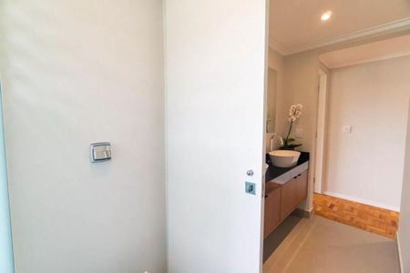 Apartamento à venda com 76m², 2 quartos e 1 vaga