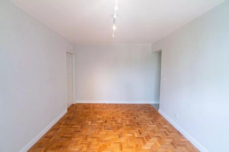 Apartamento à venda com 76m², 2 quartos e 1 vaga