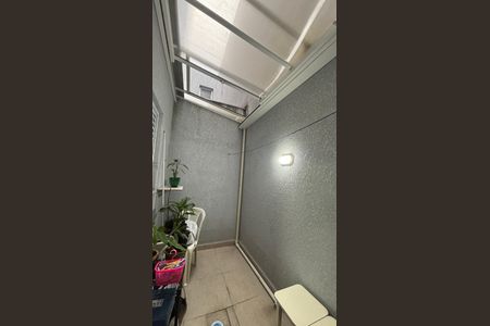 Apartamento à venda com 60m², 2 quartos e 1 vagaÁrea de Serviço
