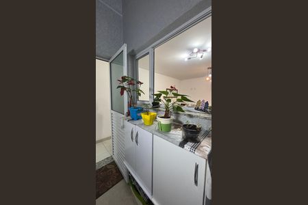 Apartamento à venda com 60m², 2 quartos e 1 vagaÁrea de Serviço