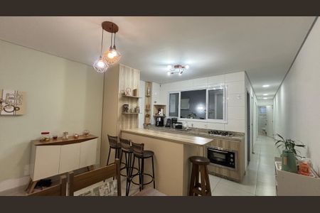 Apartamento à venda com 60m², 2 quartos e 1 vagaSala - Cozinha