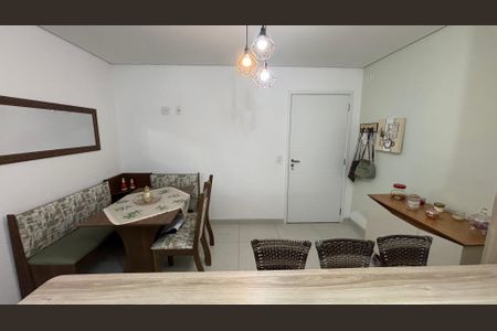 Apartamento à venda com 60m², 2 quartos e 1 vagaSala - Cozinha