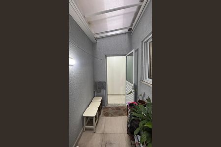 Apartamento à venda com 60m², 2 quartos e 1 vagaÁrea de Serviço