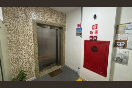 Apartamento à venda com 60m², 2 quartos e 1 vagaElevador