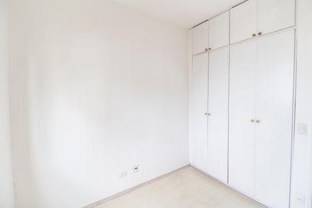 Apartamento para alugar com 75m², 3 quartos e 2 vagasQuarto 3