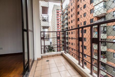 Apartamento para alugar com 75m², 3 quartos e 2 vagasVaranda