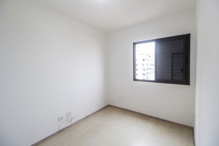 Apartamento para alugar com 75m², 3 quartos e 2 vagasQuarto 2