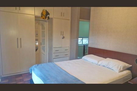 Casa à venda com 4 quartos, 256m² em Vila Humaita, Santo André