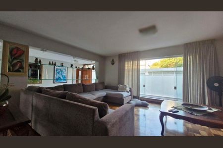 Casa à venda com 4 quartos, 256m² em Vila Humaita, Santo André