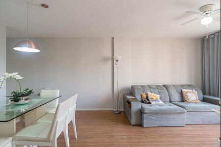 Apartamento para alugar com 99m², 3 quartos e 1 vaga Apartamento para alugar com 99m², 3 quartos e 1 vagaSala