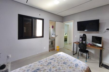 Casa à venda com 197m², 3 quartos e 4 vagasQuarto Suíte 3