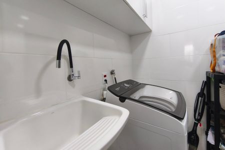Casa à venda com 197m², 3 quartos e 4 vagasÁrea de Serviço