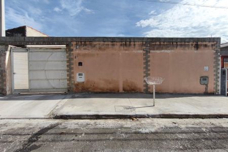 Casa à venda com 197m², 3 quartos e 4 vagasFachada