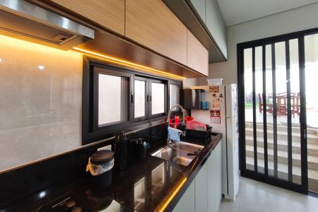 Cozinha de casa à venda com 3 quartos, 197m² em Jardim Interlagos, Campinas