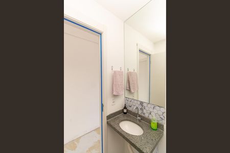Studio à venda com 22m², 1 quarto e sem vaga Studio à venda com 22m², 1 quarto e sem vagaBanheiro social