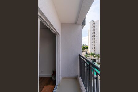 Varanda de kitnet/studio à venda com 1 quarto, 22m² em Vila Ema, São Paulo