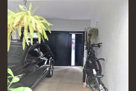 Casa à venda com 110m², 2 quartos e 1 vaga