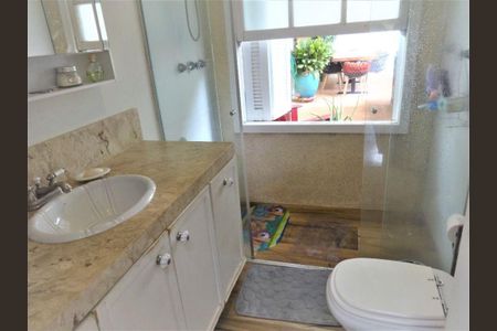 Casa à venda com 110m², 2 quartos e 1 vaga