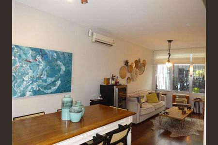 Casa à venda com 2 quartos, 110m² em Sumaré, São Paulo