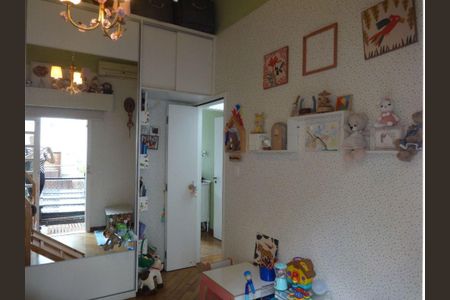 Casa à venda com 110m², 2 quartos e 1 vaga