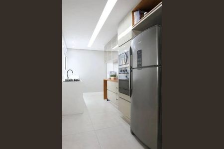 Apartamento à venda com 3 quartos, 130m² em Vila Romana, São Paulo