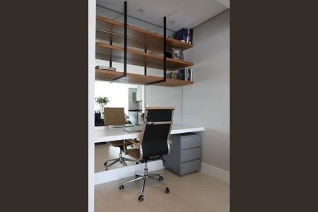 Apartamento à venda com 3 quartos, 130m² em Vila Romana, São Paulo