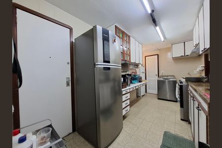 Apartamento à venda com 200m², 3 quartos e 1 vaga Apartamento à venda com 200m², 3 quartos e 1 vagaCozinha