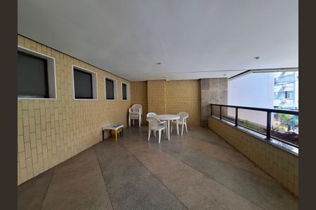 Apartamento à venda com 200m², 3 quartos e 1 vaga Apartamento à venda com 200m², 3 quartos e 1 vagaÁrea comum
