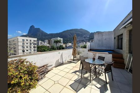 Apartamento à venda com 200m², 3 quartos e 1 vaga Apartamento à venda com 200m², 3 quartos e 1 vagaCobertura