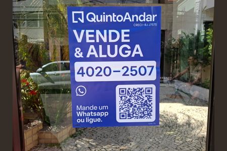 Apartamento à venda com 200m², 3 quartos e 1 vaga Apartamento à venda com 200m², 3 quartos e 1 vagaPlaca