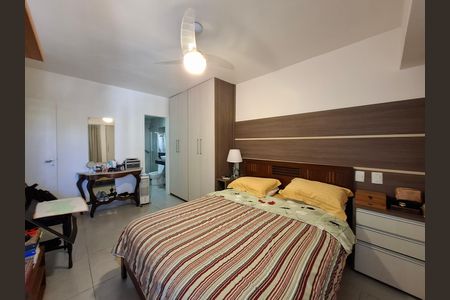 Apartamento à venda com 200m², 3 quartos e 1 vaga Apartamento à venda com 200m², 3 quartos e 1 vagaSuíte