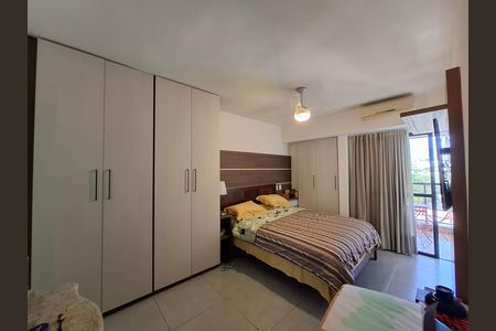 Apartamento à venda com 200m², 3 quartos e 1 vaga Apartamento à venda com 200m², 3 quartos e 1 vagaSuíte