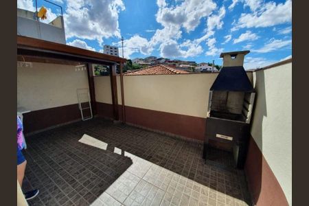 Casa à venda com 139m², 3 quartos e 2 vagas
