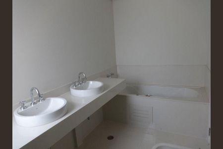 Apartamento à venda com 416m², 3 quartos e 6 vagas