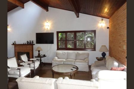 Casa à venda com 3 quartos, 516m² em Sumaré, São Paulo