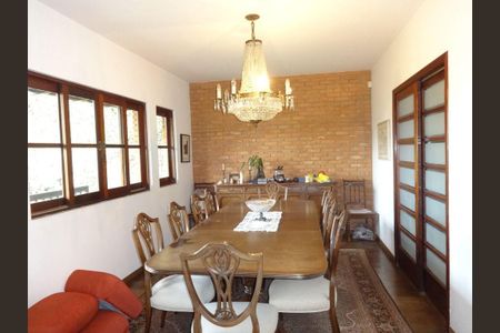 Casa à venda com 3 quartos, 516m² em Sumaré, São Paulo