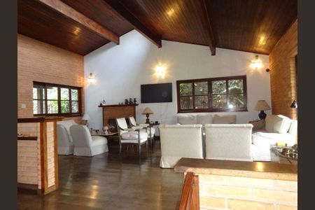 Casa à venda com 3 quartos, 516m² em Sumaré, São Paulo