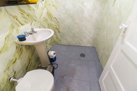 Casa para alugar com 122m², 2 quartos e 5 vagasBanheiro 1