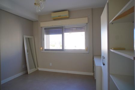 Quarto  de apartamento para alugar com 1 quarto, 49m² em Boa Vista, Porto Alegre