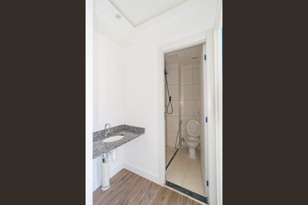 Apartamento à venda com 40m², 2 quartos e sem vaga Apartamento à venda com 40m², 2 quartos e sem vagaBanheiro