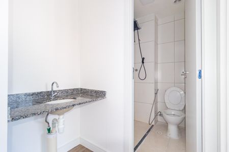 Apartamento à venda com 40m², 2 quartos e sem vaga Apartamento à venda com 40m², 2 quartos e sem vagaBanheiro