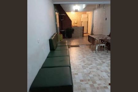 Casa à venda com 170m², 4 quartos e 2 vagas