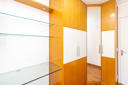 Apartamento para alugar com 63m², 2 quartos e 2 vagasQuarto
