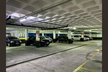 Apartamento para alugar com 63m², 2 quartos e 2 vagasÁrea comum - Estacionamento