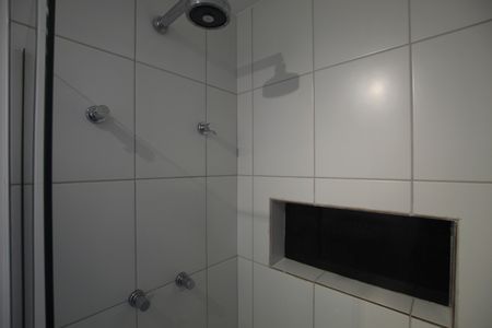 Apartamento à venda com 75m², 2 quartos e 2 vagasBanheiro da Suíte