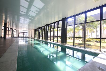 Apartamento à venda com 75m², 2 quartos e 2 vagasÁrea comum - Piscina