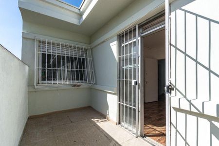 Casa à venda com 250m², 3 quartos e 6 vagas