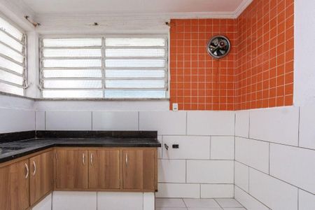 Casa à venda com 250m², 3 quartos e 6 vagas